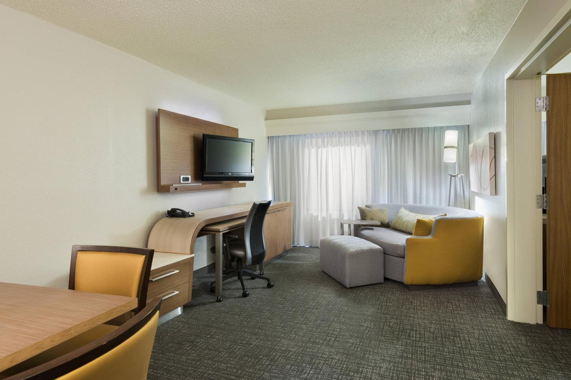 Courtyard By Marriott Wilmington/Wrightsville Beach Bagian luar foto
